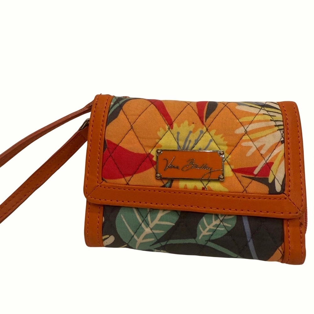 Vera Bradley Jazzy‎ Blooms Anniversary Leather Trim Quilted Wristlet Wallet